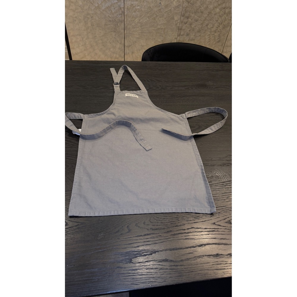Sur La Table Kids Gray Cotton Twill Adjustable Bib Chef Apron 18x24 - Picture 2 of 6